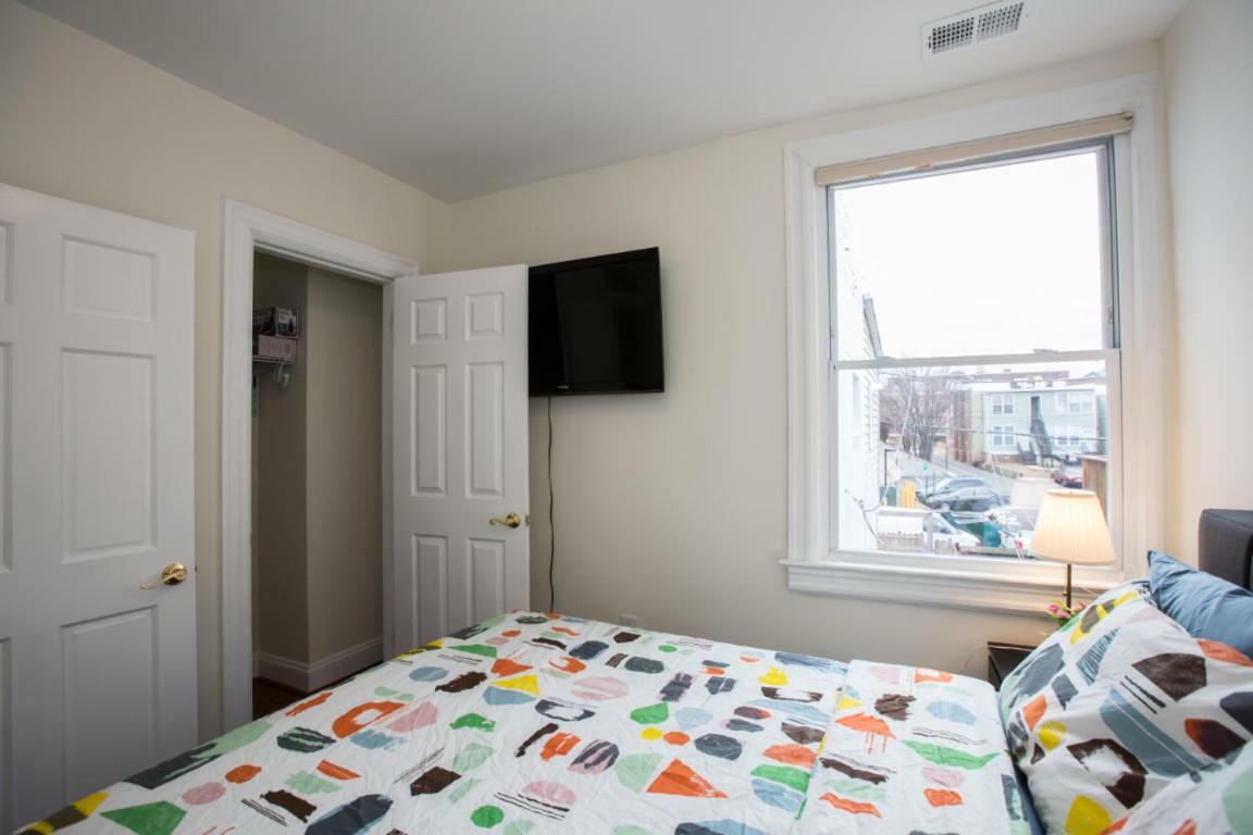 Metro Oasis: Cozy Private Near Petworth Station Washington